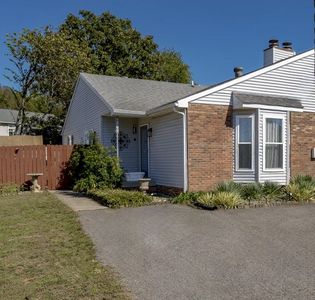 1209 Cabana Cir