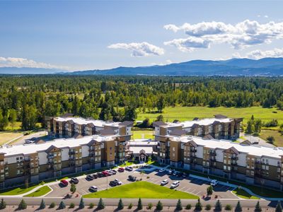 100 Woodlands Way #P-306