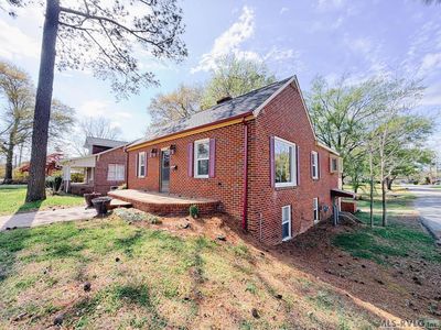 Property at 627 N Mecklenburg Ave, South Hill, VA