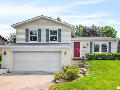 1504 W Kingsway Dr