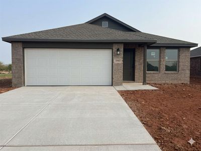 1945 Honey Locust Dr