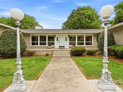 938 Sandswood Dr