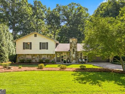 1088 Oak Grove Cir