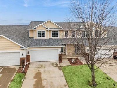 1352 SE Williams Ct