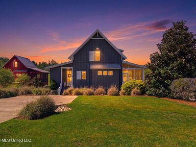 25 Pier Point