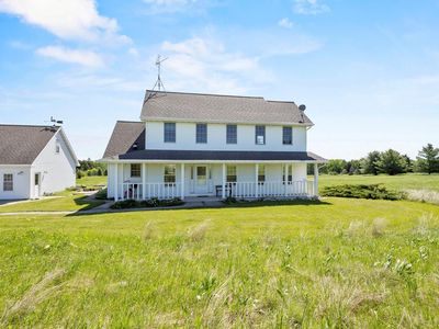 1322 S Lake Michigan Dr