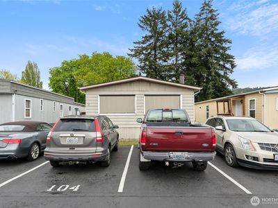 210 37th Avenue SE #2