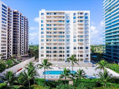 10185 Collins Ave APT 1002