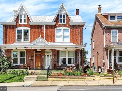 606 N West St