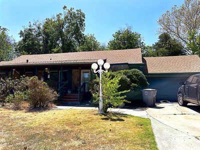 1004 NW Laird Ave