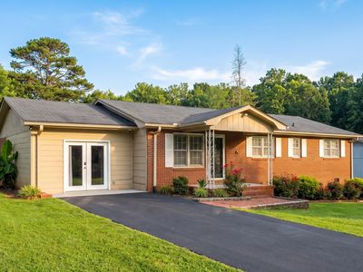 254 Fairhill Dr