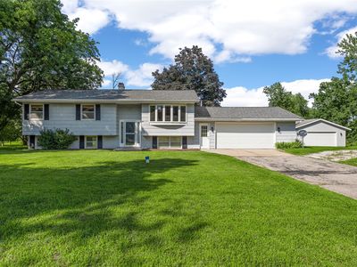 4390 Ridge Rd
