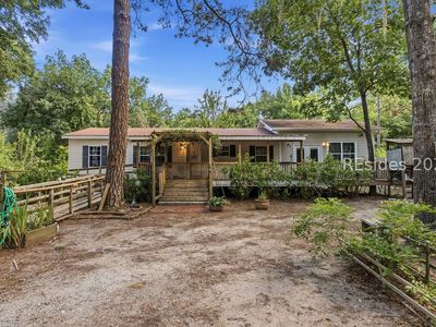 21 Sandstone Cir