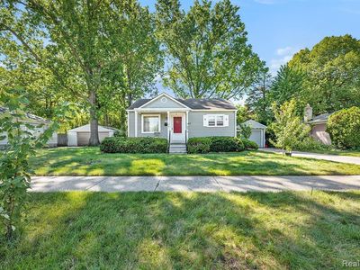 3690 Morrissey Ave
