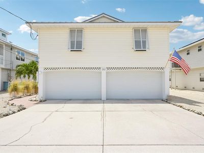 262 S Harbor Dr