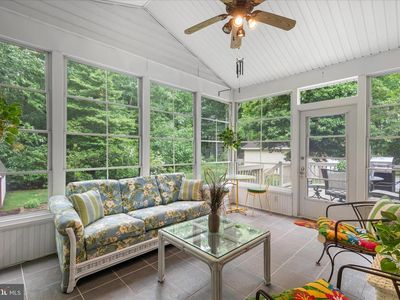 11 Burr Hill Dr