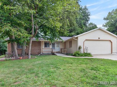 2217 Highlander Dr SE