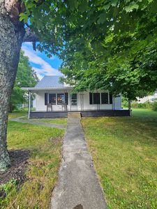 70 Yvonne Ave