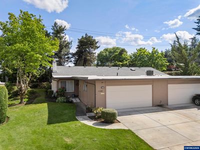 1108 Karen Way NW