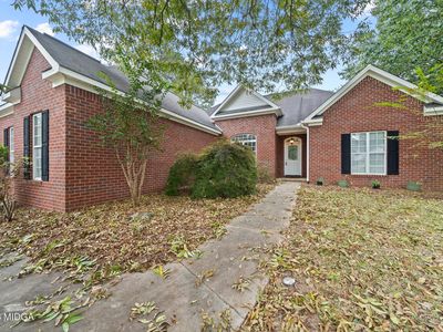 1119 Alma Dr