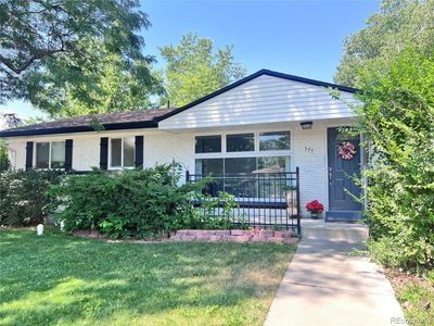 555 Everett Street