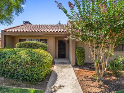 1739 W Santa Ana Ave