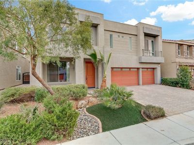 9792 Russian Hill St