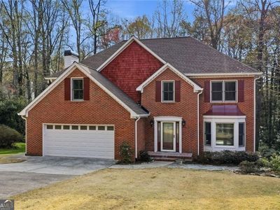 4271 Edgewater Dr NW