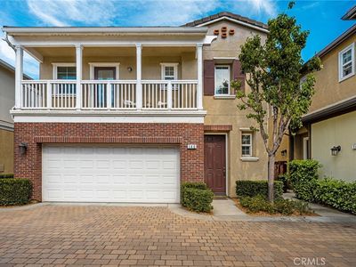 140 W Cork Tree Dr