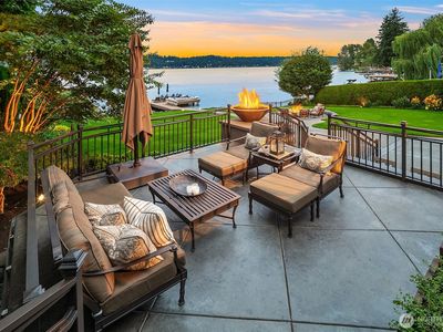 2419 E Lake Sammamish Place SE