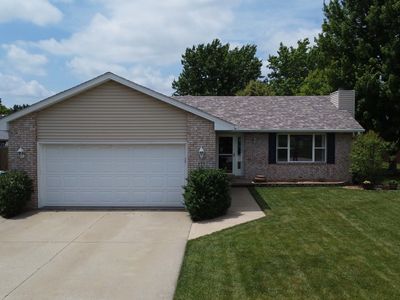 695 Cherokee Dr