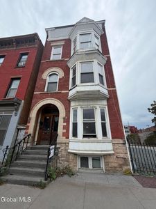 211 4th Street