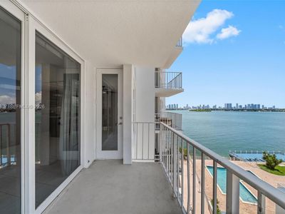 1228 West Ave APT 604