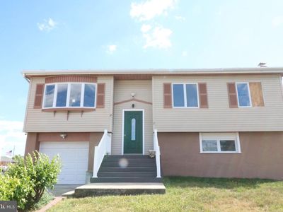 17 W Delaware Dr