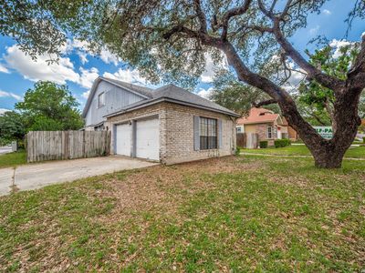 9502 Coolbrook
