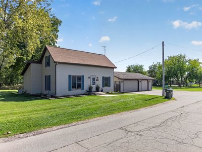 317 S 5th Ave