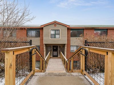 100 West Canal Street #40