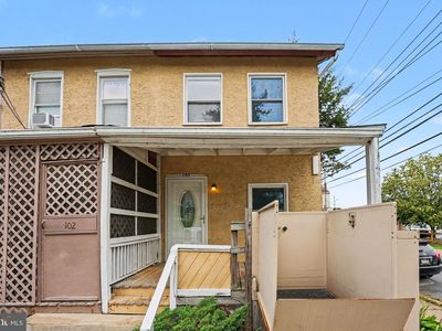 100 Poplar St