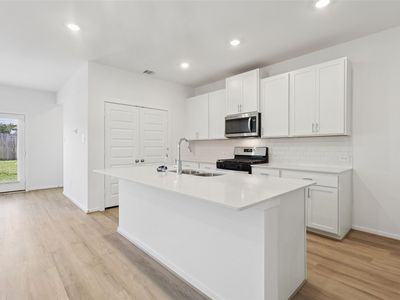 1304 Anacapa St