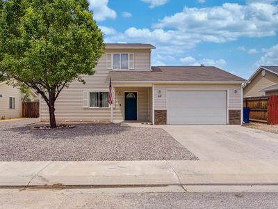 527 Autumn Breeze Dr