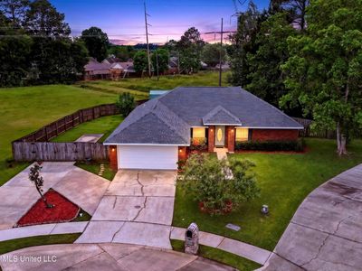 1601 Lori Dr
