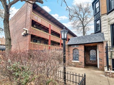 803 W Oakdale Ave APT 3A