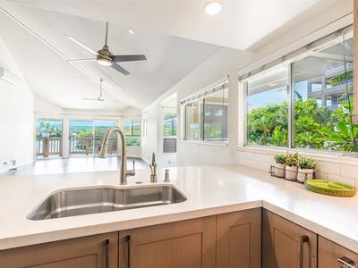 7007 Hawaii Kai Dr APT A21