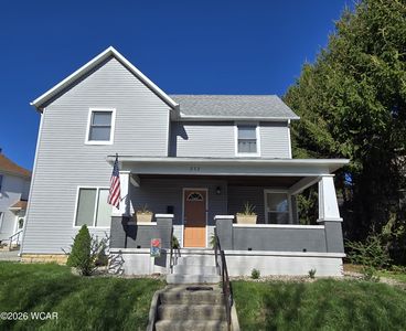 232 N Walnut St