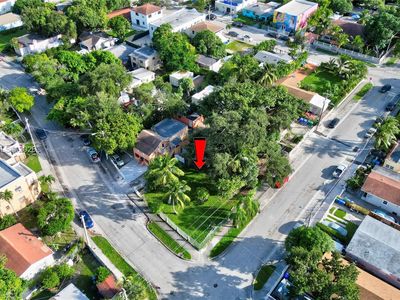 280 NW 33rd St