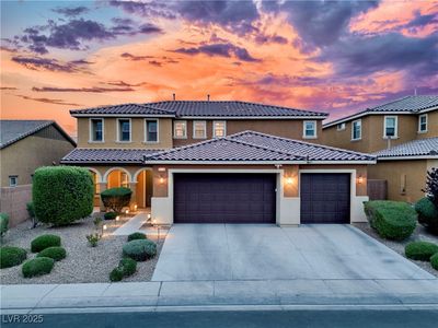 6633 Fort William St