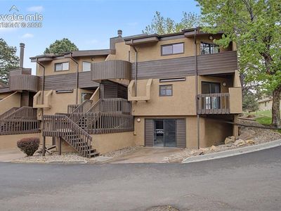 869 Pebblewood Dr