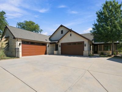 2268 N Tallgrass St