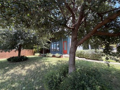 2105 Greenwood Ave Unit A