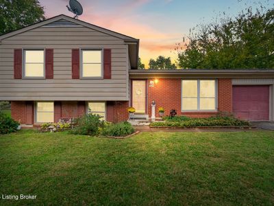 Property at 9209 Aylesbury Dr, Rolling Hills, KY